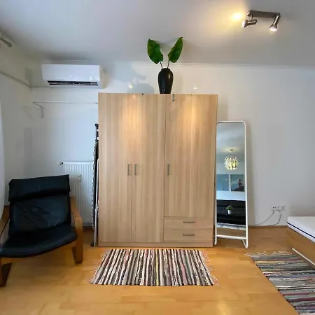 Apartment Marton Estate 2 People Airco Free Parking *