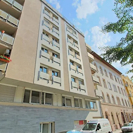 Marton Estate 2 People Airco Free Parking Apartment Budapest